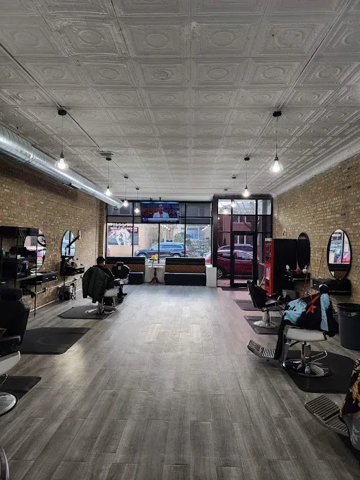 Essential Cutz - Hair Salon Chicago Picture 8