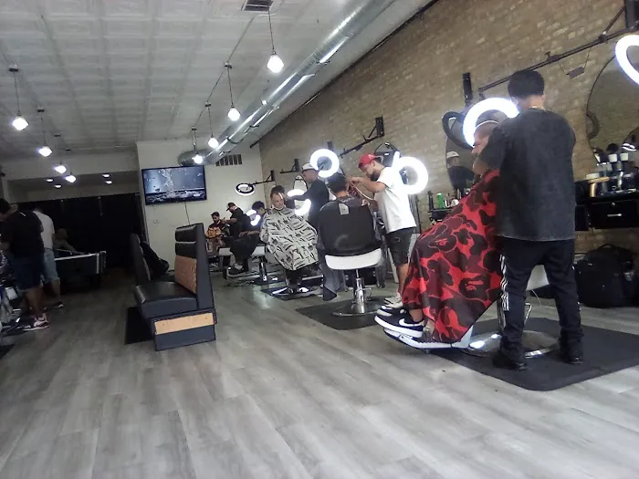 Essential Cutz - Hair Salon Chicago Picture 3