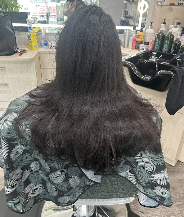 Pura Vida hair studio LLC Picture 5