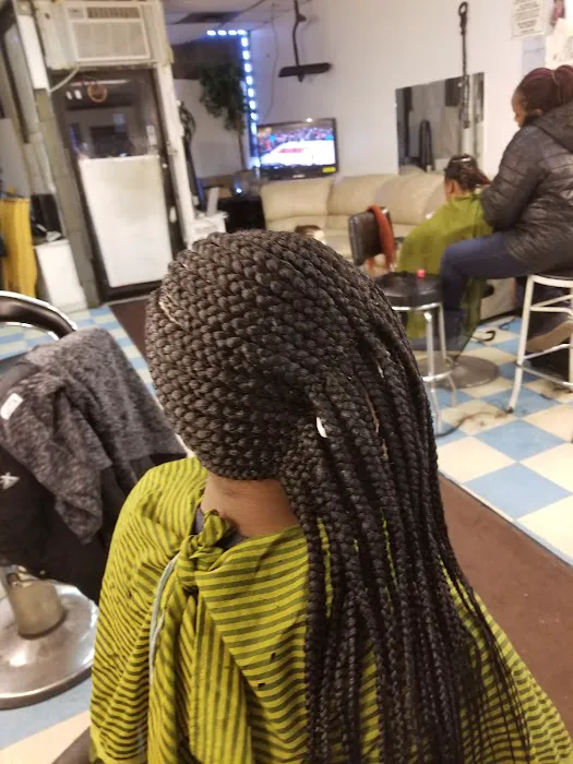 Magat African Hair Braiding Picture 4