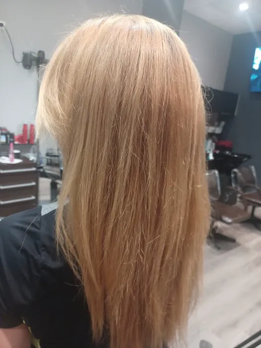 888 salon Picture 7