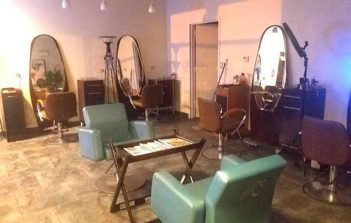 Salon Rikk Picture 1