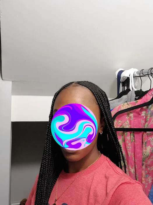 Aisha's African Hair Braiding Picture 10