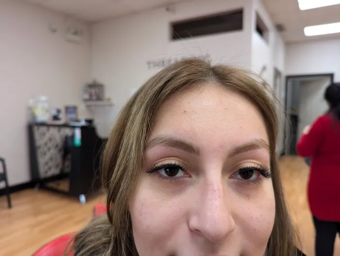 Threading Studio(waxing +facial +eyelashes extensions) Picture 10