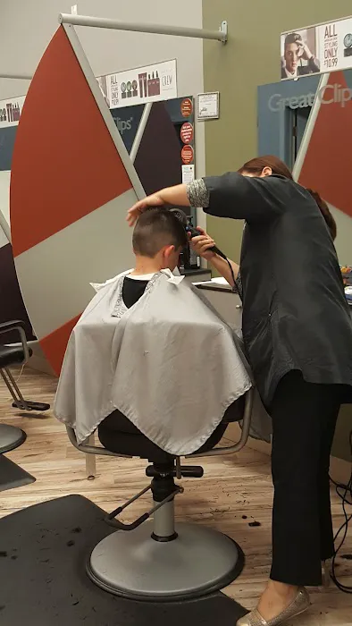Great Clips Picture 9
