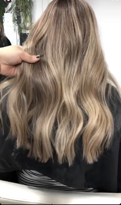 Carta Blanca Salon Picture 1