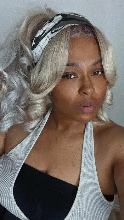 Hair Queen guru Picture 1