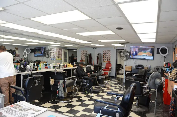 Urban Legends Hair Studio Picture 10