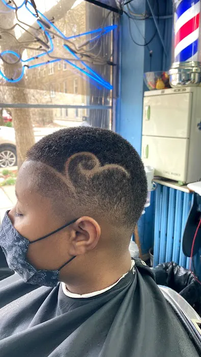 Lonnies Young Cuts Picture 9
