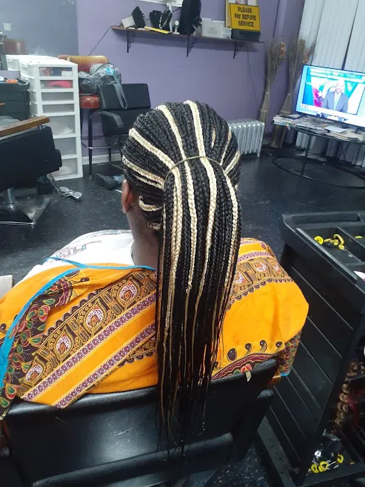 Izi African hair braiding shop Picture 8