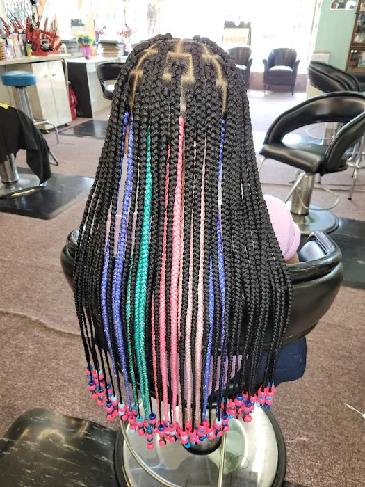 De Love Styles hair salon Picture 2