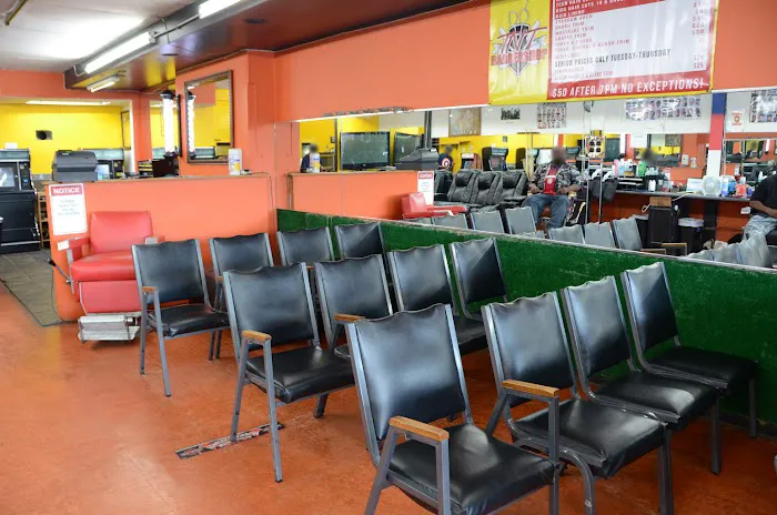TNT Barber Shop Picture 5