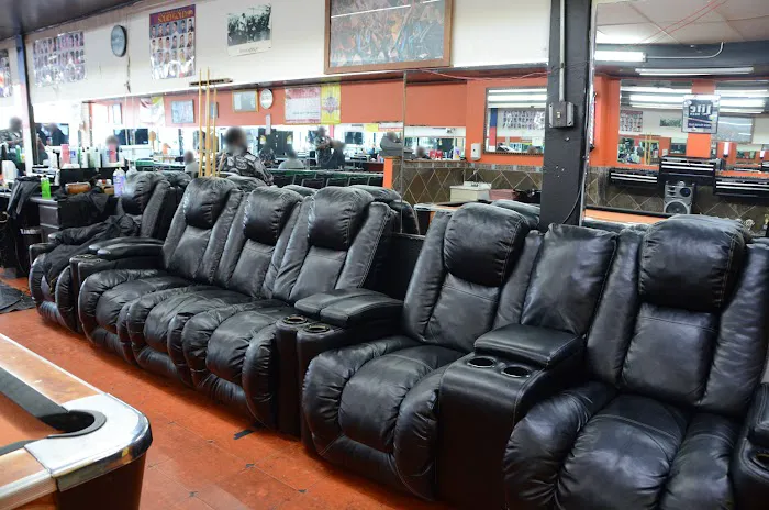 TNT Barber Shop Picture 6
