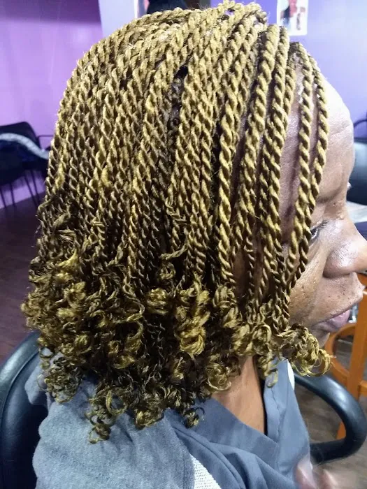 A.S. African Hair Braiding shop Picture 6