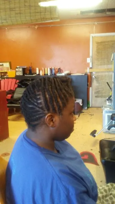 Love Kinky Hair Salon Picture 5