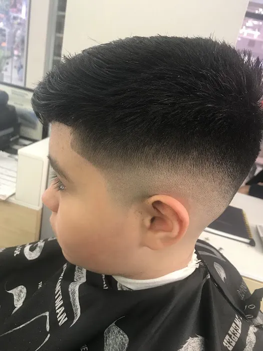 EMB BARBERSHOP Picture 4