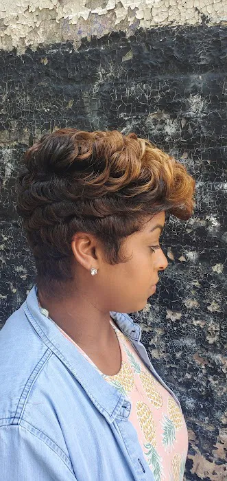 Salon 56 Picture 4