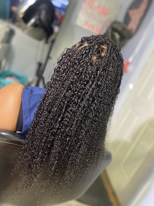 QueenZ Beauty Paradise LLC Picture 9