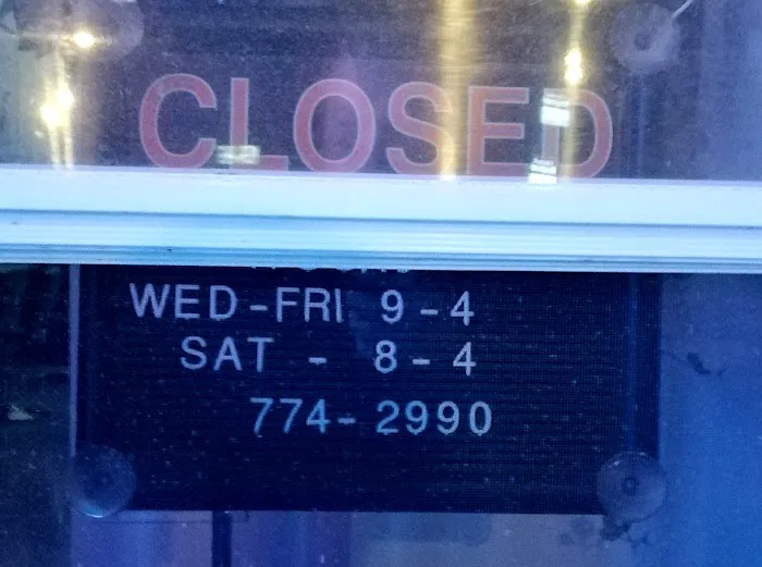 Jerry's Barber Shop Picture 5