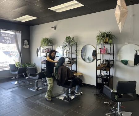 T'soma Salon