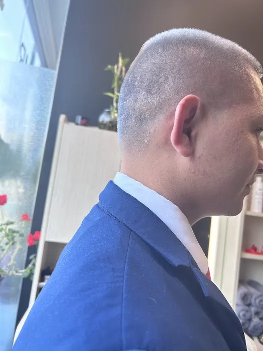 Fonsi’s hair studio Picture 3