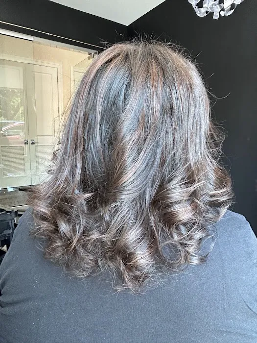 Fonsi’s hair studio Picture 5