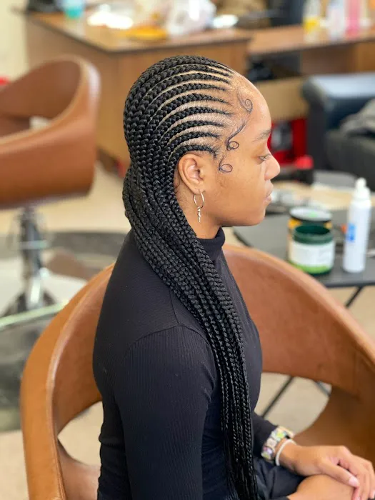 Deborah braiding hair salon Picture 9