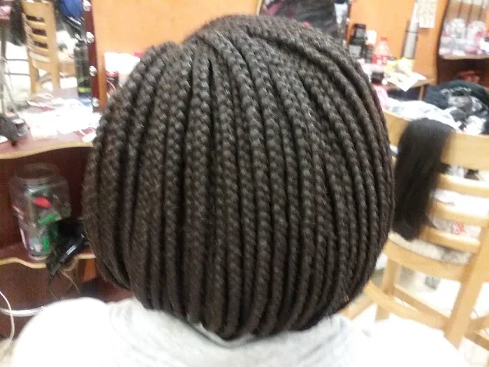 Clem's African Hair Braiding Picture 1