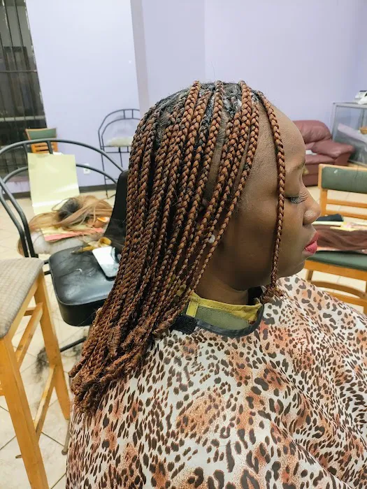Clem's African Hair Braiding Picture 6