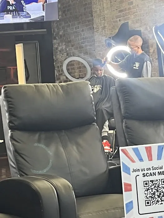 Kenny Mac's Barbershop Picture 4