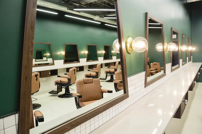 Vandross Beauty & Barber Picture 2