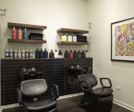 Sine Qua Non Salon