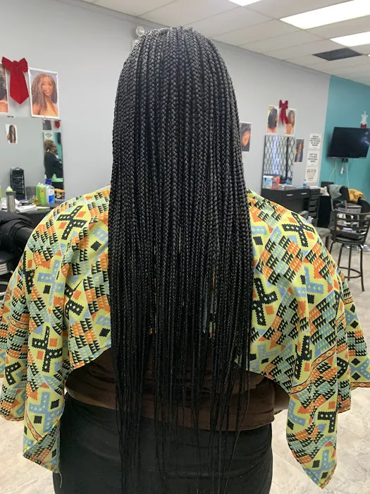 Lucky Professional African Hair Braiding Picture 10