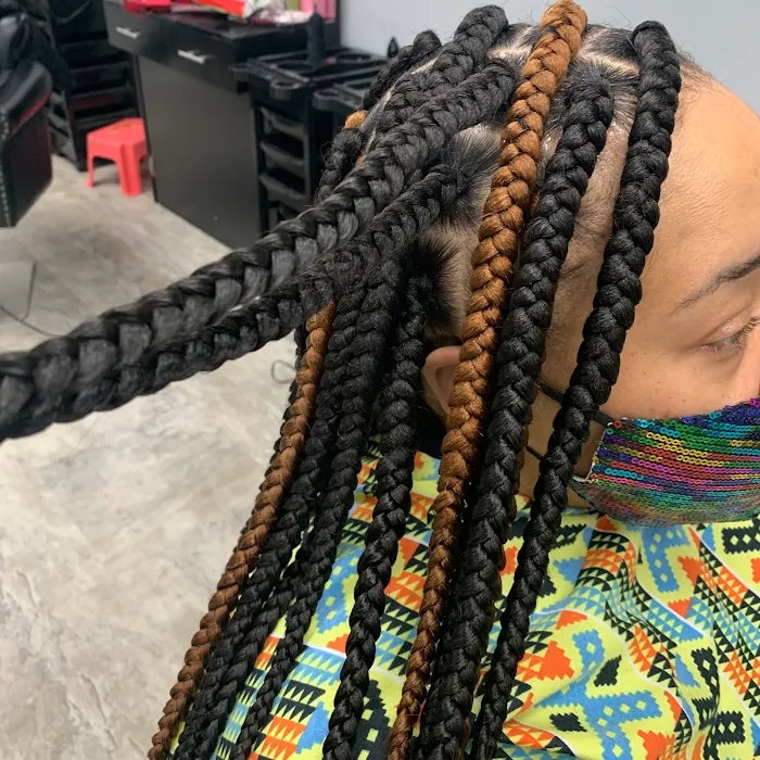 Lucky Professional African Hair Braiding Picture 8