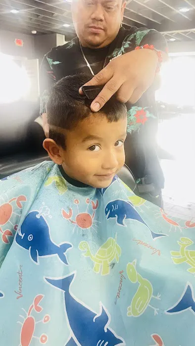 S & E Barbershop Picture 1