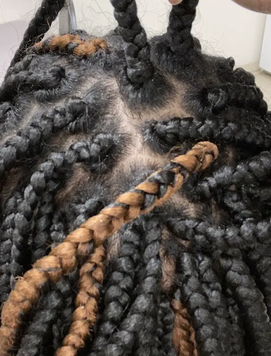 Fatou Hair Braiding Picture 2