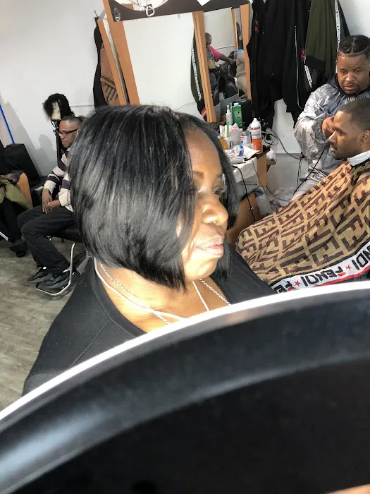 Mr James Hair Studio Picture 7
