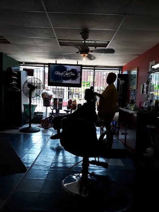 Starlight Barber & Beauty Shop Picture 4