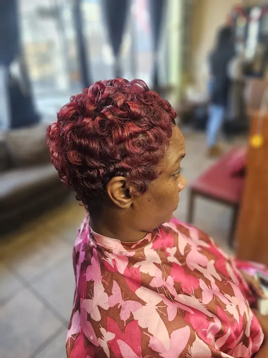Nikki Allyse at Hair Unique Picture 8