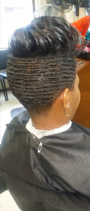 Fenti salon studio Picture 4