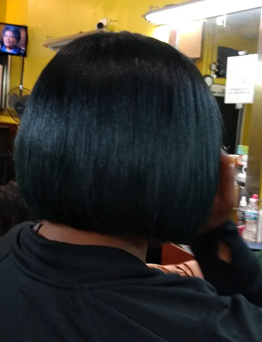 Fenti salon studio Picture 3