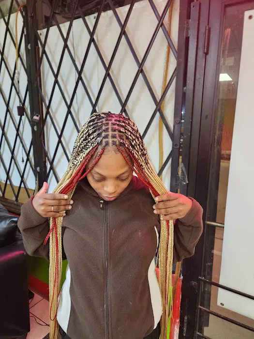 Haley's African Hair Braiding Picture 9
