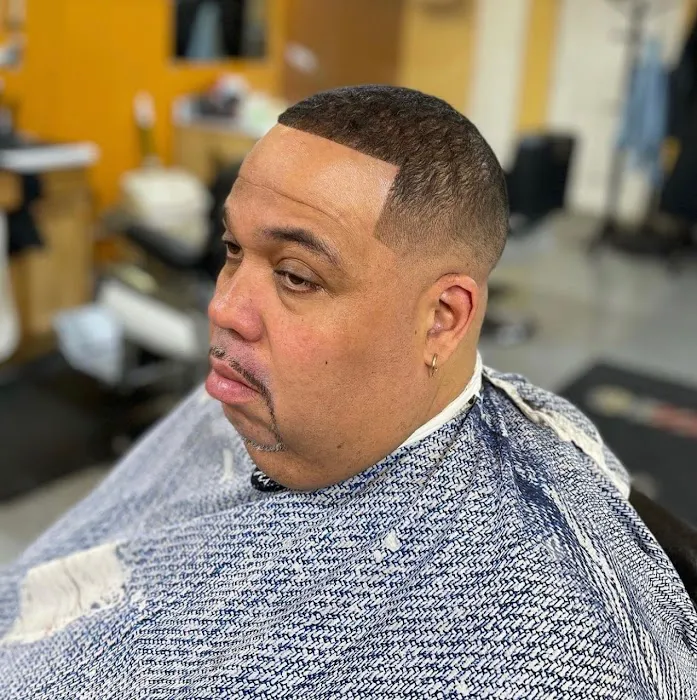 New Vision Barber Shop Picture 3