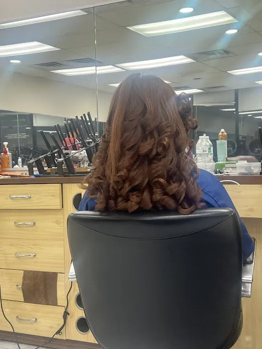 Mena's Hair Design Picture 8