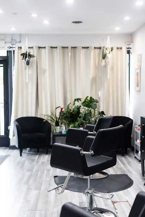 JGordon Salon Suites LLC Picture 5