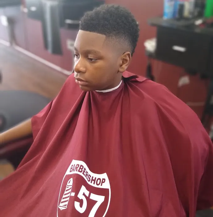 I57 Barbershop Picture 4