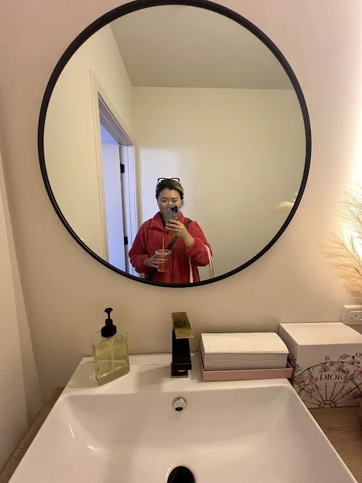 CoCo Beauty Lounge Picture 1