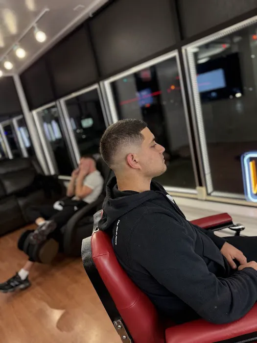 Barbershop Cartel Chicago Picture 2