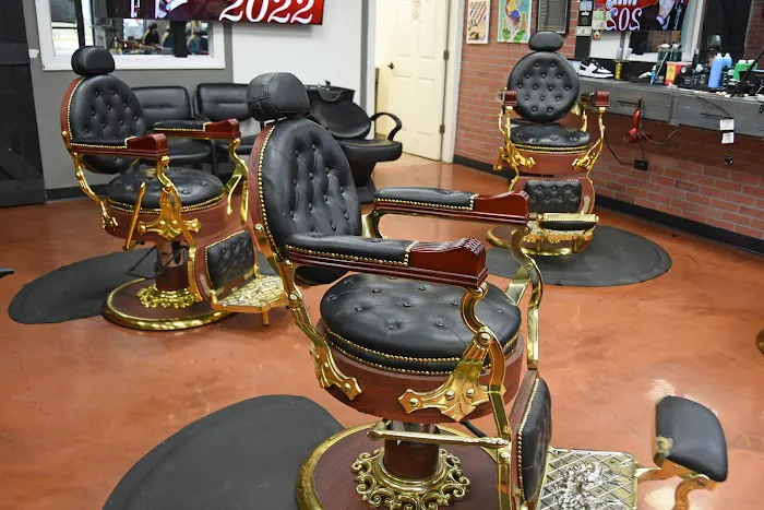 IJ CUTS BARBER SHOP Picture 5