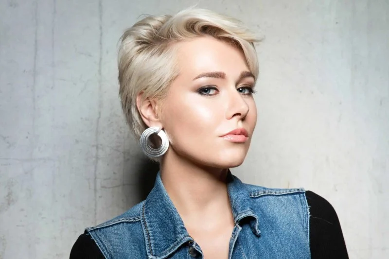 How to Pick a Haircut That Suits Your Remote Work Lifestyle and Zoom Calls